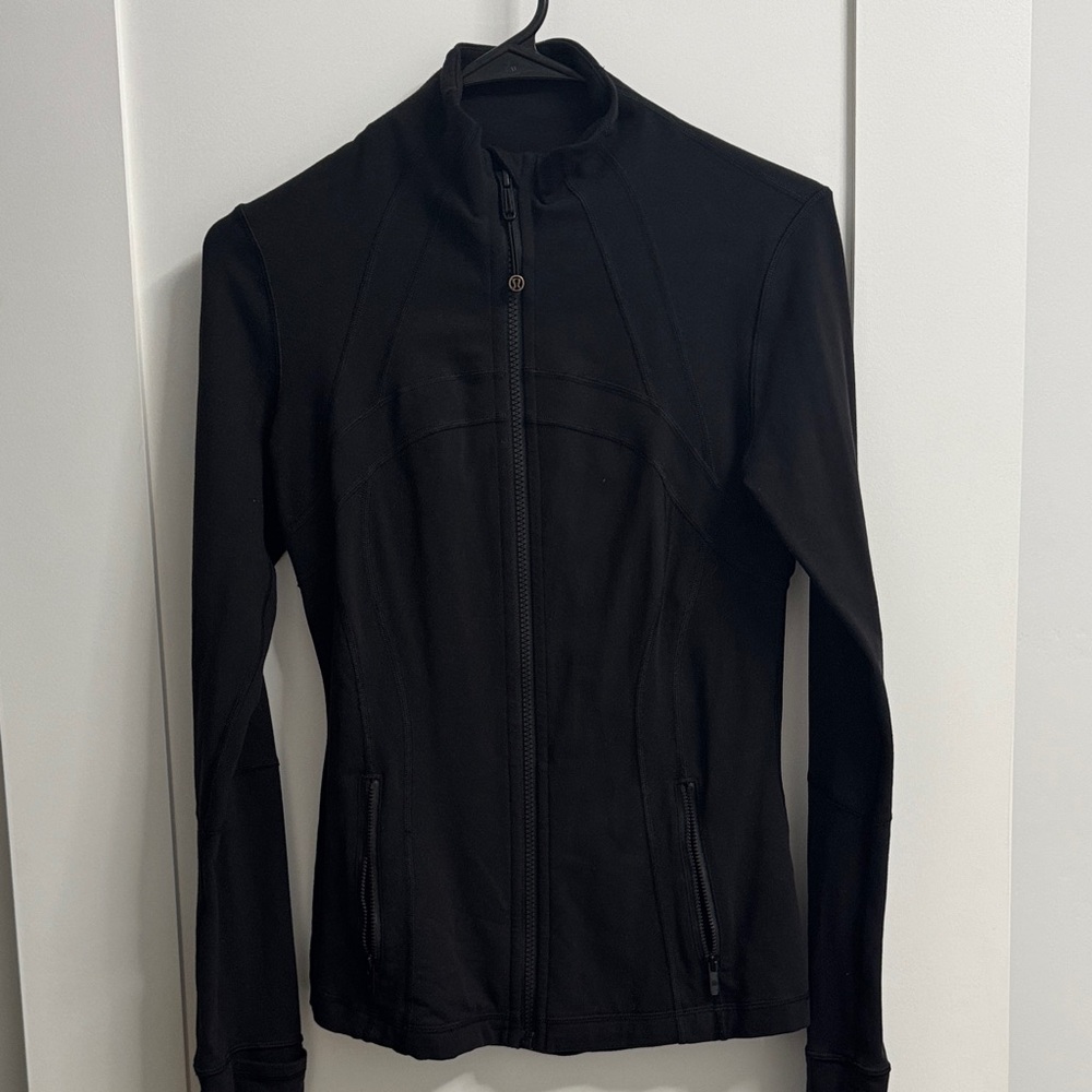 Women's Black lululemon define Jacket size 6